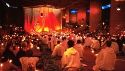 ĐGH Phanxicô nhắn nhủ các bạn trẻ Taizé tại Madrid